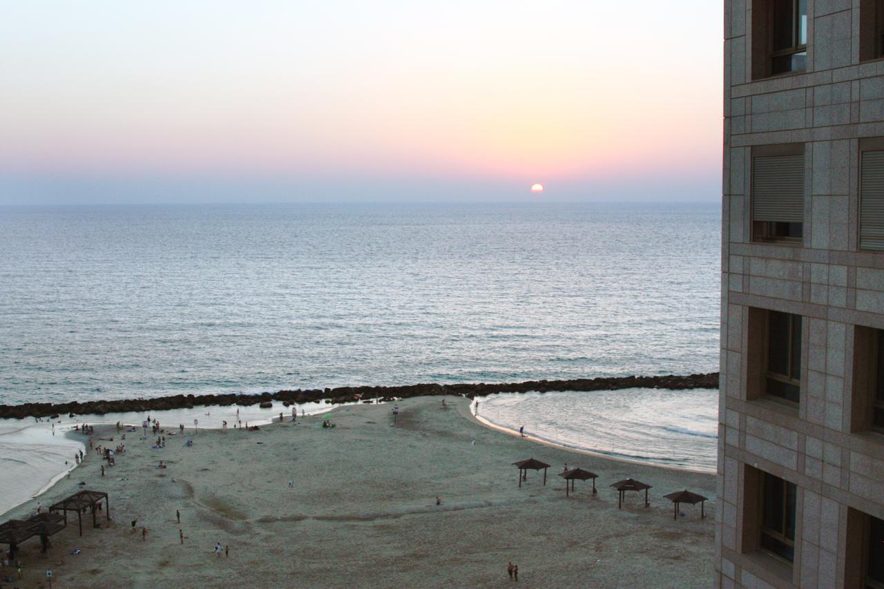 Sea View Beach Apartment Haifa Exterior photo